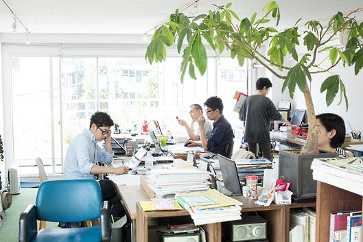 「東京R不動産」を運営するスピークの社内の様子