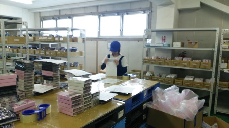 レーベルの倉庫内の様子