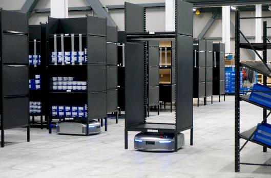 人件費は3割減! AI搭載ロボットが実現するEC物流の「省人化」「コスト減」「正確性」