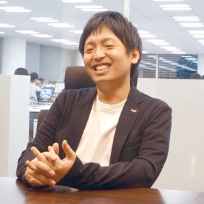 本守崇宏 CROSS事業部 マネージャー