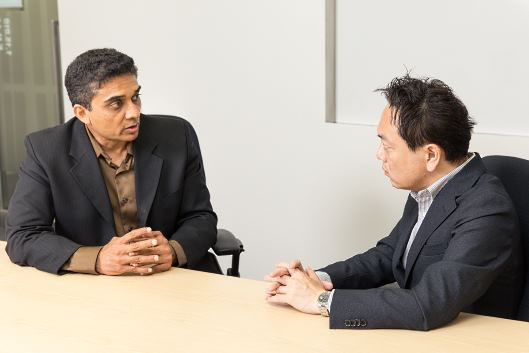 Guru Bhat氏と瓶子昌泰氏