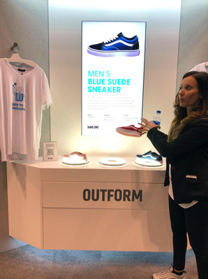 Retail-X　OUTFORM