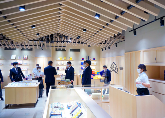 店内