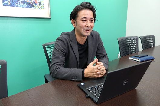 サン・クラルテ製薬の取締役本部長・新島恒亮氏