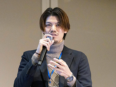 ビジネスサーチテクノロジ マーケティング部 マネージャー代理（ジーニー CVG事業本部 マーケティング部 CMO） 飯田海道氏