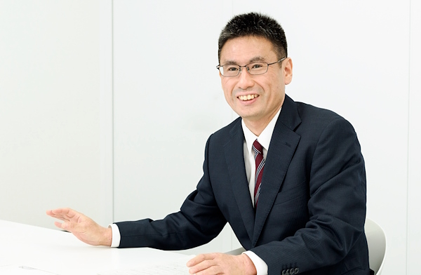経済産業省 商務情報政策局 情報経済課 デジタル取引環境整備室 室長 仙田正文氏