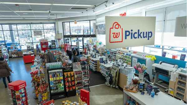 注文はオンラインで行っても、Walgreensの実店舗で商品の受け取りを希望する人が増えている（画像はWalgreensのニュースルームから編集部がキャプチャ）