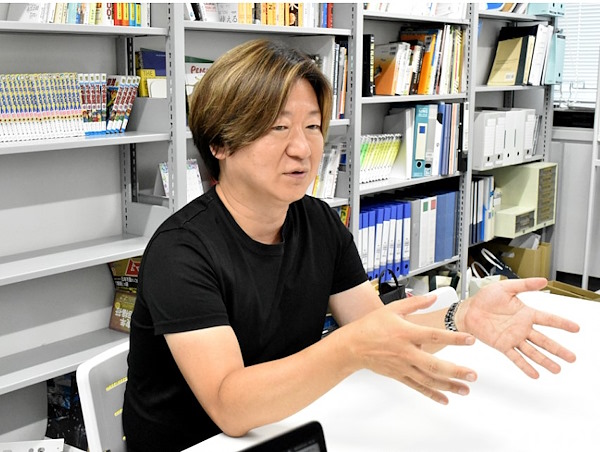 エリック氏は自社でトレンドを作ることが他社との差別化につながると提唱