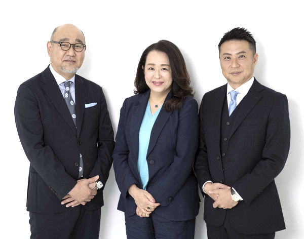 左から会長の髙谷氏、社長の宮﨑氏、副社長の小髙氏