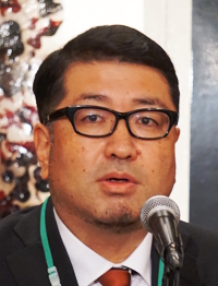 関根理取締役
