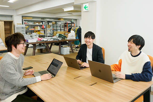 コマースメディア 社員 人材