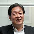 高山 隆司 氏