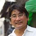 占部 雅一 氏