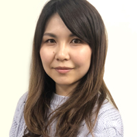 服部 愛