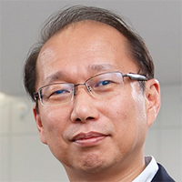 山田 賢治