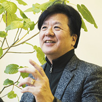 中山 茂