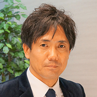 生井 秀一