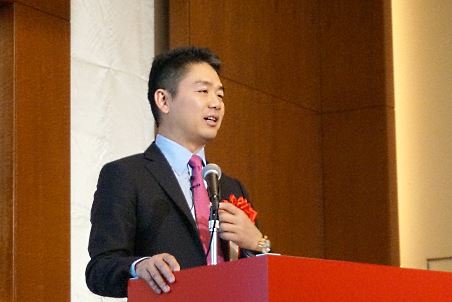 京東集団の代表取締役CEOである劉強東氏