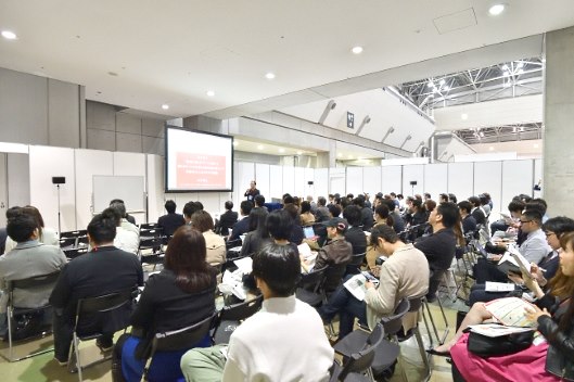 通販・EC業界向けの専門紙を発行する日本流通産業新聞社は4月22日（月）～23日（火）、通販・ECの総合展示会「ダイレクト・マーケティング・フェア2019『通販・EC EXPO』」を東京ビッグサイトで開催する