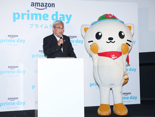 北海道占冠村 村長 田中正治氏と、しむかっぴー