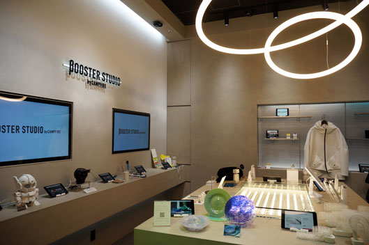 「BOOSTER STUDIO by CAMPFIRE」