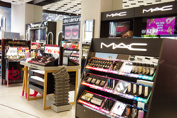 @cosme @cosmeTOKYO アイスタイル 旗艦店 化粧品 フラッグシップショップ アットコスメ