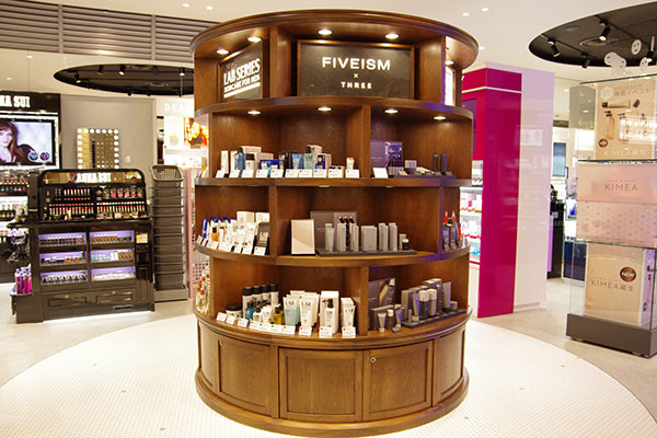 @cosme @cosmeTOKYO アイスタイル 旗艦店 化粧品 フラッグシップショップ アットコスメ