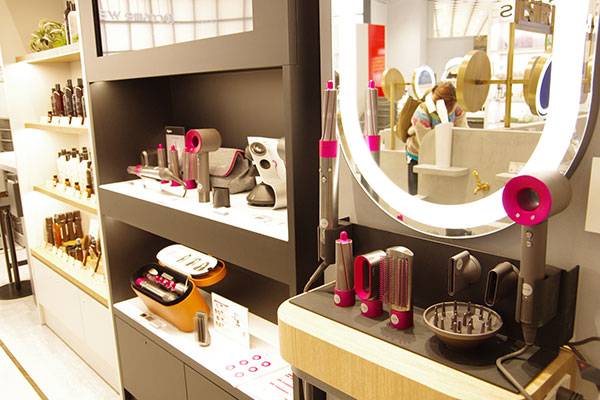 @cosme @cosmeTOKYO アイスタイル 旗艦店 化粧品 フラッグシップショップ アットコスメ