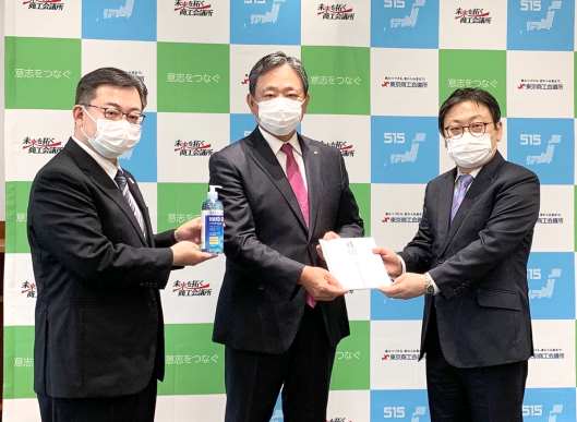 東京商工会議所小林治彦理事・事務局長、一般社団法人トラック協会 浅井隆会長、eBay Japanキム ヤンス常務