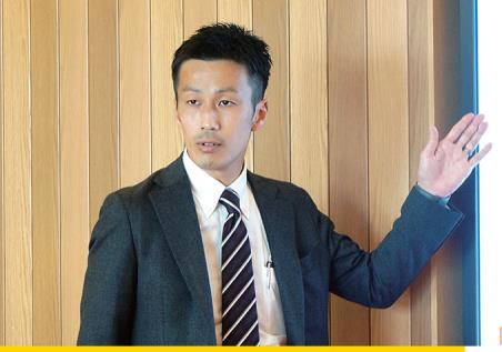 専務執行役員事業推進部門管掌商品本部長の秋保徹氏