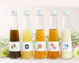 「梅酒飲み比べ180ml×5本セット 酒蔵が造る本格梅酒」　価格：3150円（税込）※オープニングセール価格